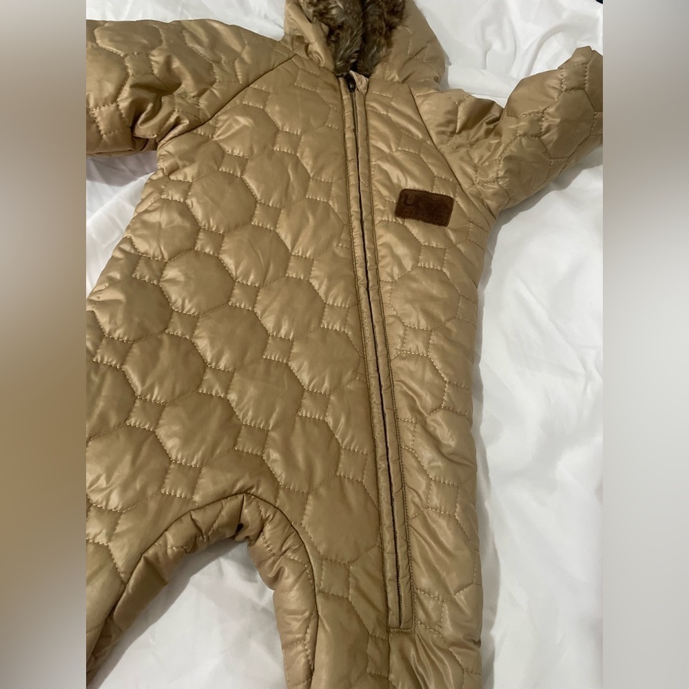 UGG Tan Quilted Kids Footie - Picture 14 of 16